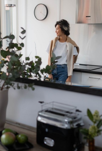 Стиль хай-тек в интерьере квартиры: как создать технологичный дизайн